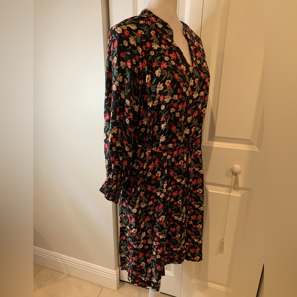 Draper James Elbow Sleeve Loose Fit Shift Dress ๐ - Picture 5 of 8
